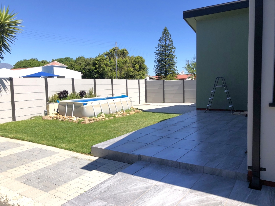 3 Bedroom Property for Sale in Strand North Western Cape